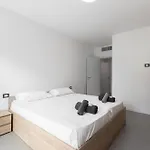 San Siro 700 M - 20 Min - Apt2 Апартаменты *