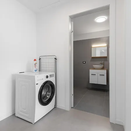 Daire San Siro 700 M - 20 Min - Apt2 Milano